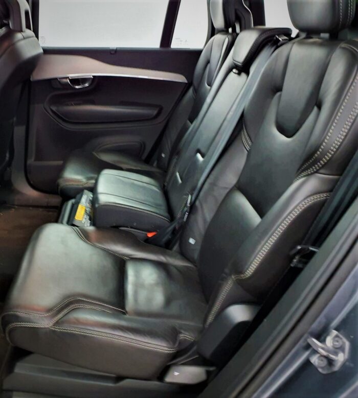 Volvo XC90 D5 AWD Geartronic "Inscription" - Image 48