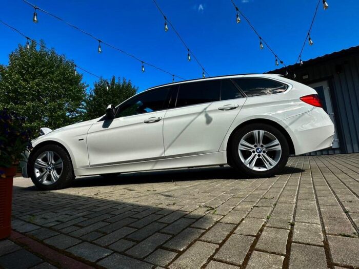 BMW 320d Touring Steptronic - Image 7