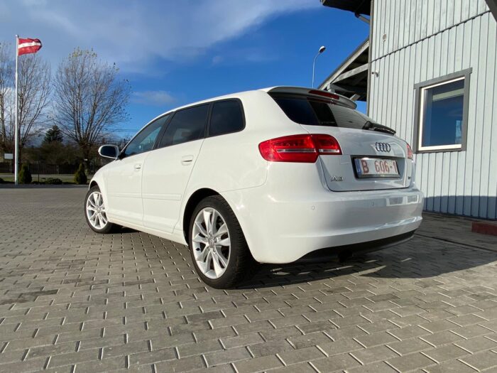 Audi A3 Sportback 2,0 TDI "Ambition" - Image 10