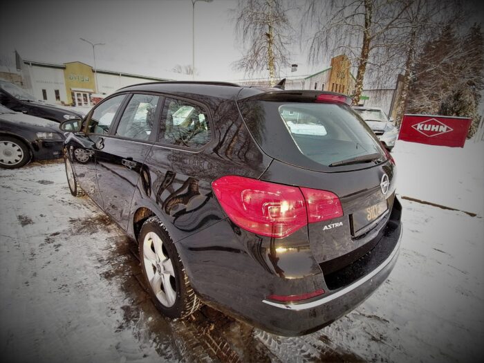 Opel Astra Sports Tourer 1,7 CDTI "Edition" - Image 7