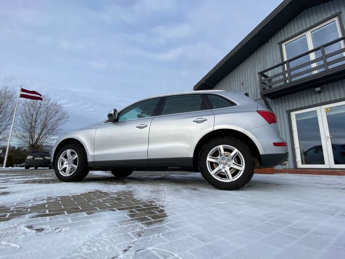 Audi Q5 3,0 TDI quattro S-tronic - Image 38