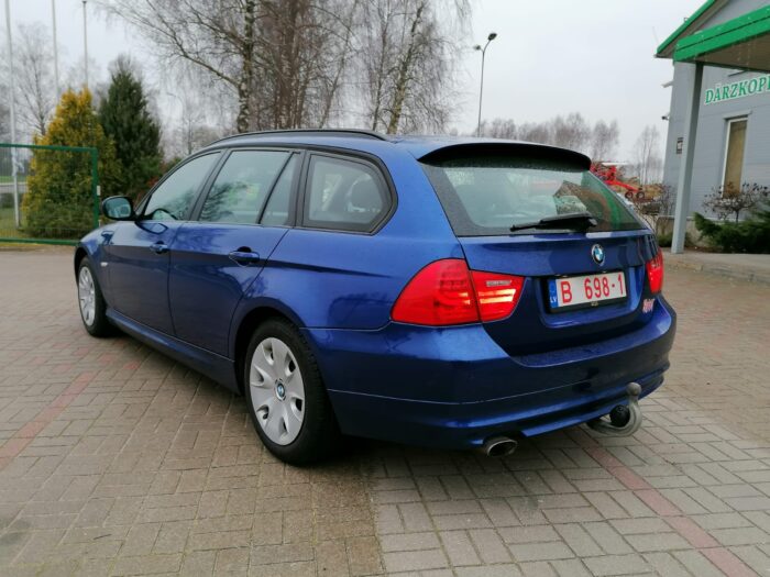 5-3 BMW 320 d Touring Steptronic - Image 9