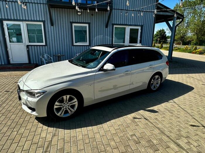 BMW 320d Touring Steptronic - Image 6