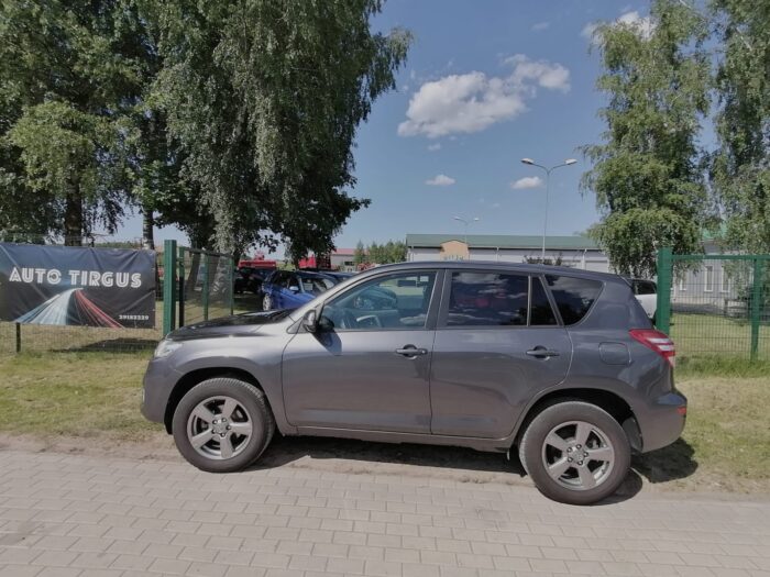 Toyota RAV4 2,2 D-4D "Life" - Image 25