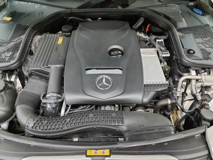 Mercedes-Benz C 180 Coupé Automatik "AMG Line" - Image 18
