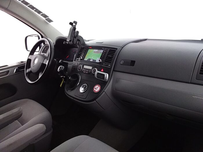 VW T5 Multivan 2,5 TDI - Image 27