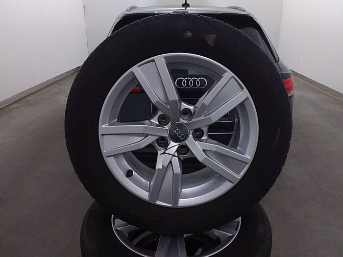 Audi A4 Avant 2,0 TDI S-tronic - Image 32