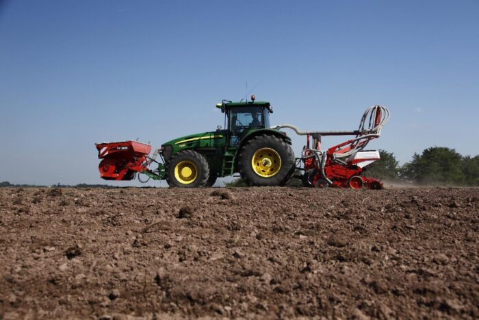 Precīzās izsējas sējmašīnas KUHN Maxima - Image 2