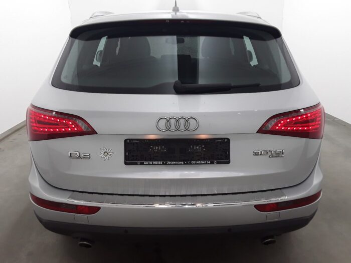 Audi Q5 3,0 TDI quattro S-tronic - Image 26