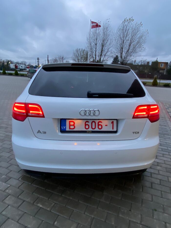 Audi A3 Sportback 2,0 TDI "Ambition" - Image 9