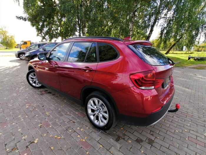 BMW X1 xDrive20d Steptronic - Image 6