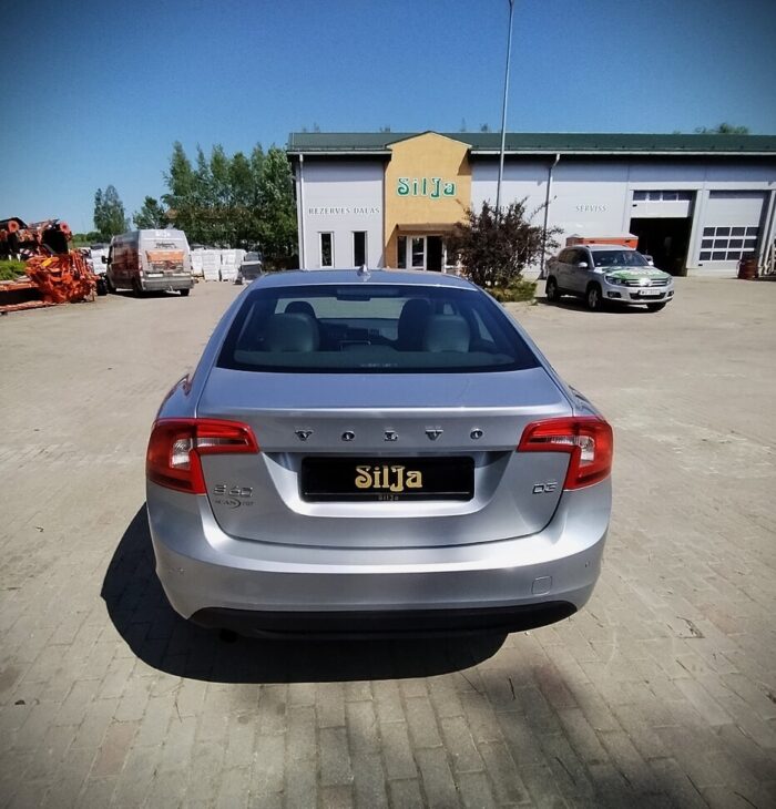 Volvo S60 2.0 Summum - Image 6