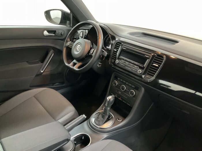 VW Beetle 2,0 TDI DSG - Image 11