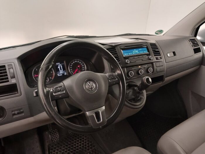 VW T5  2.0 TDI Long - Image 21