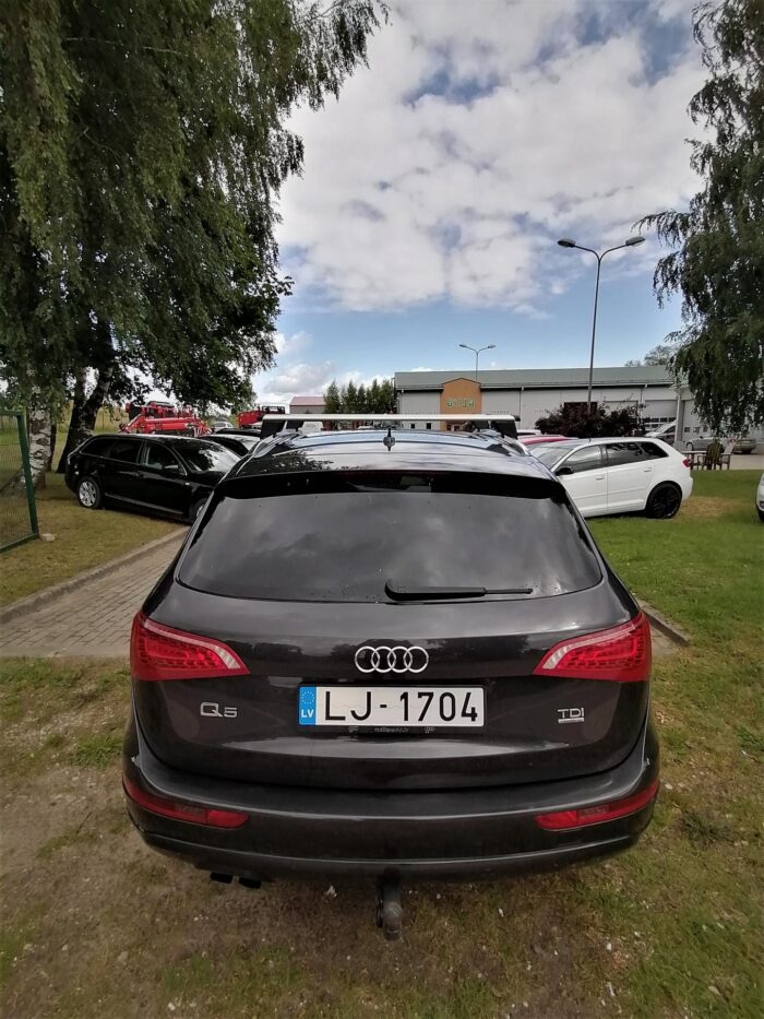 Audi Q5 Quattro 2.0 dīzelis - Image 5