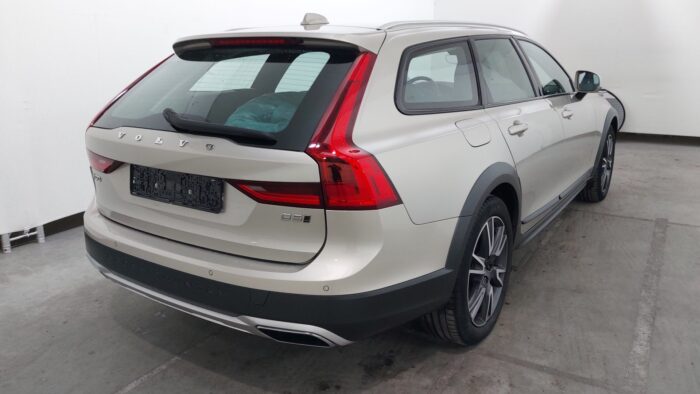 Volvo V90 CC D5 AWD Geartronic "Cross Country" - Image 6