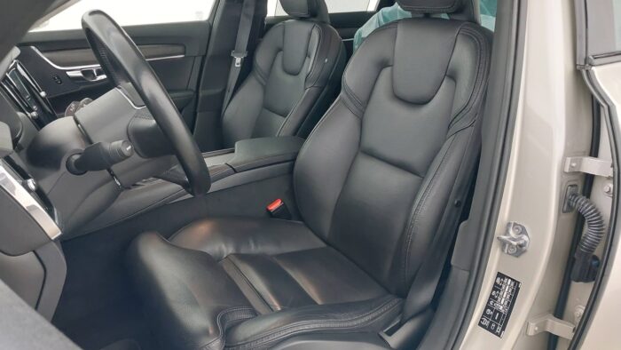Volvo V90 CC D5 AWD Geartronic "Cross Country" - Image 7