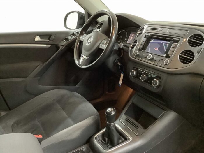 VW Tiguan 2,0 TDI 4MOTION "Sport & Style" - Image 20