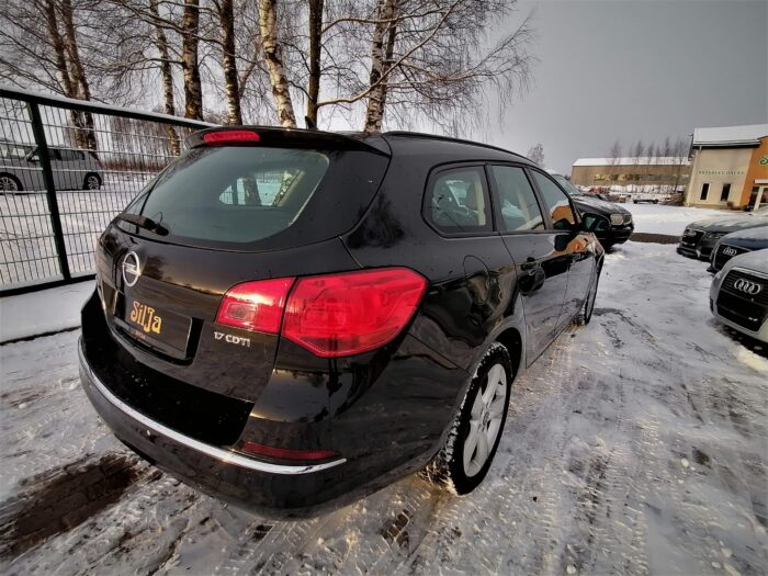 Opel Astra Sports Tourer 1,7 CDTI "Edition" - Image 9