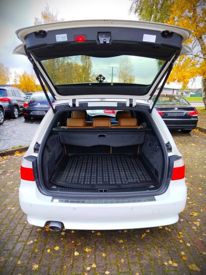 BMW Touring 520d 2,0 Automatik - Image 8