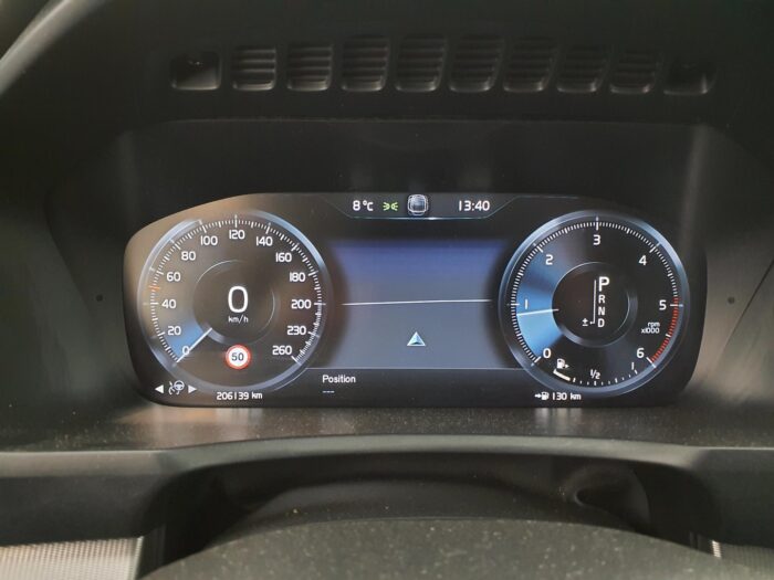Volvo XC90 D5 AWD Geartronic "Inscription" - Image 40
