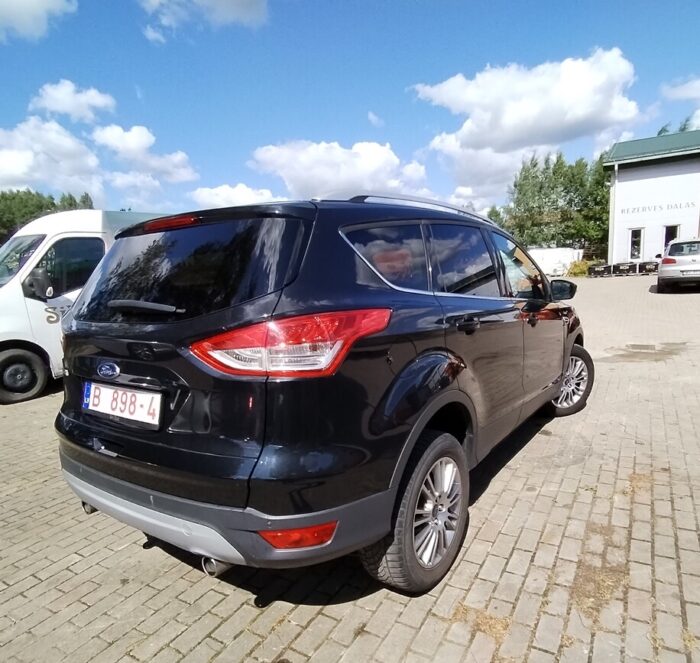 Ford Kuga 2,0 TDCI PowerShift "Titanium" - Image 8