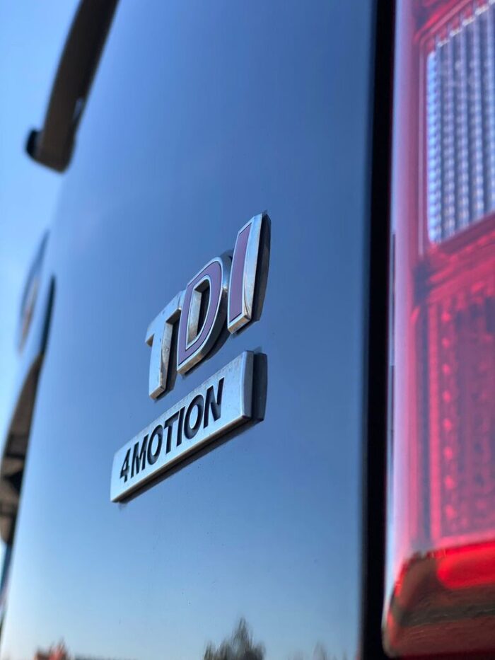 VW T5 Multivan 2,0 TDI 4Motion Automatik "Highline" - Image 7