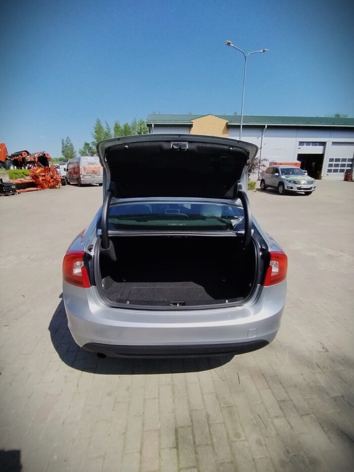 Volvo S60 2.0 Summum - Image 7