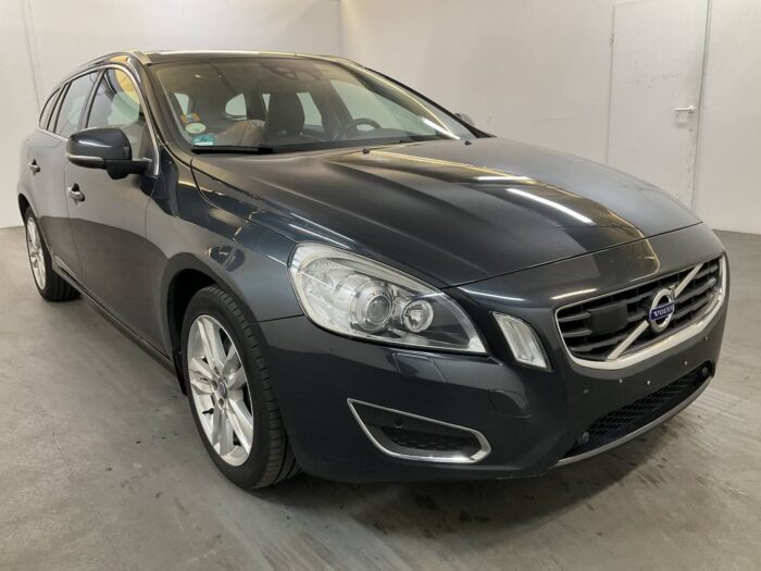 Volvo V60 2,4 D5 Geartronic "Summum" - Image 53