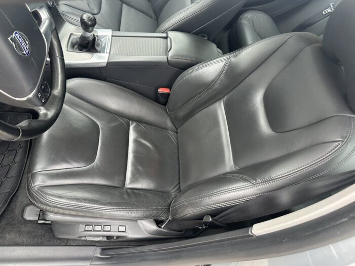 Volvo S60 2.0 Summum - Image 26