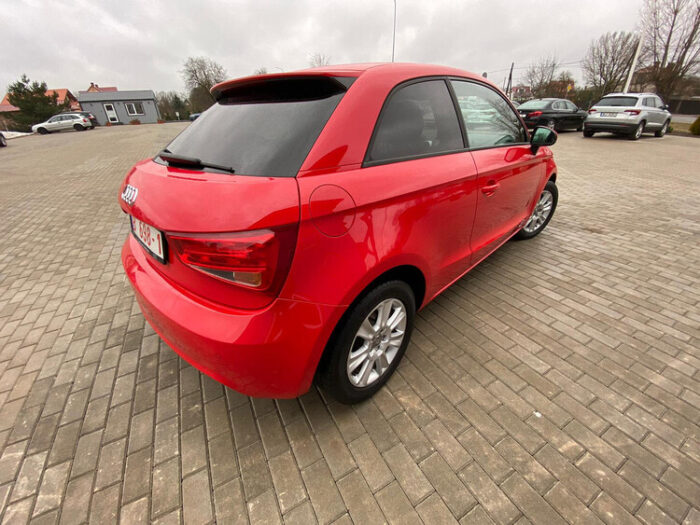 Audi A1 1,6 TDI "Attraction" - Image 6