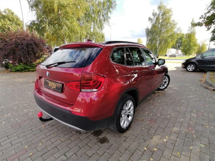BMW X1 xDrive20d Steptronic - Image 9