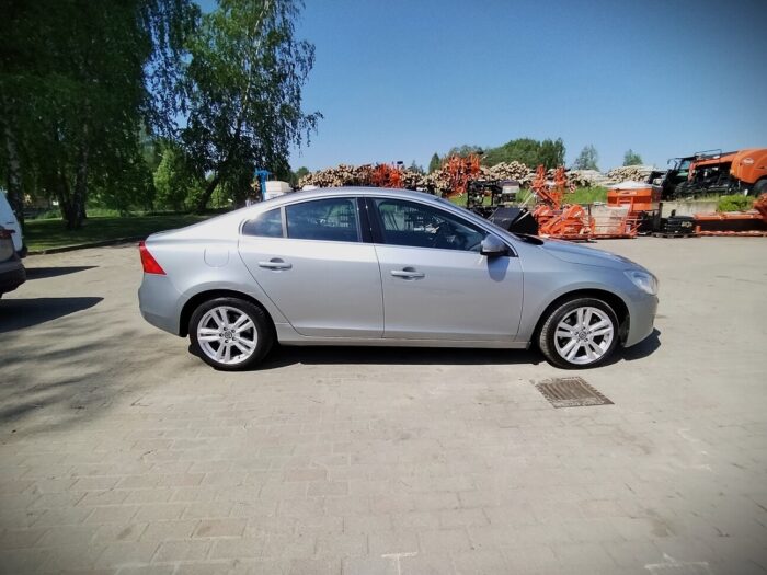 Volvo S60 2.0 Summum - Image 9
