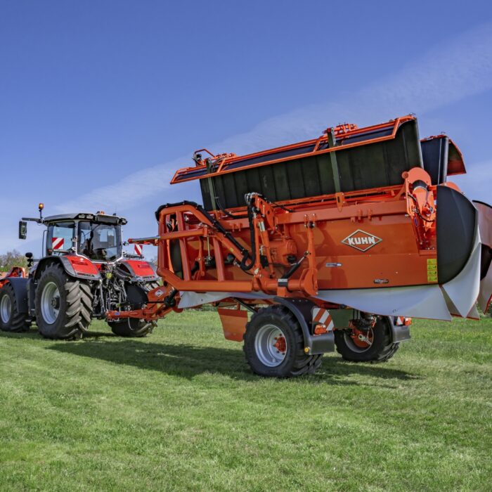Pļaujmašīnas ar vītinātāju KUHN FC - Image 7