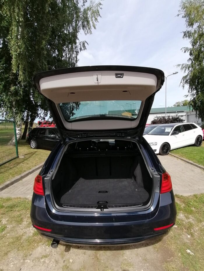 BMW 320 d Touring Steptronic "Sport Line" - Image 42
