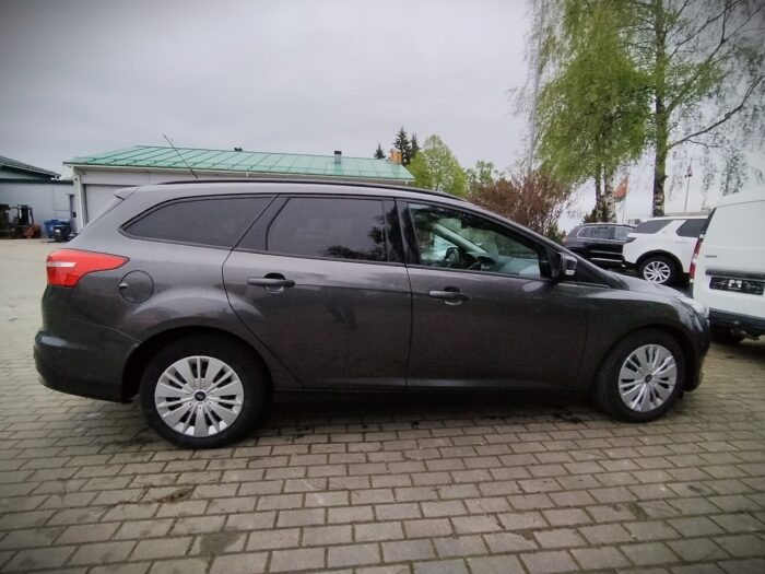 Ford Focus Turnier 1,5 TDCI "Business" - Image 9