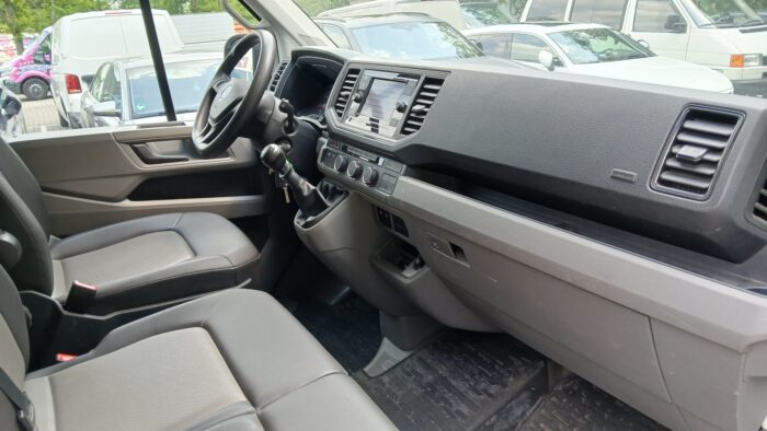 VW Crafter 30 2,0 TDI - Image 23