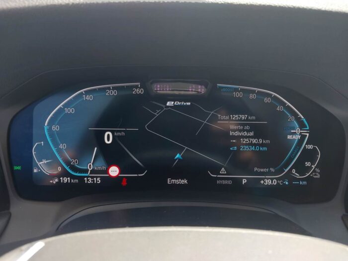 BMW 330e Touring Steptronic "Advantage" - Image 24