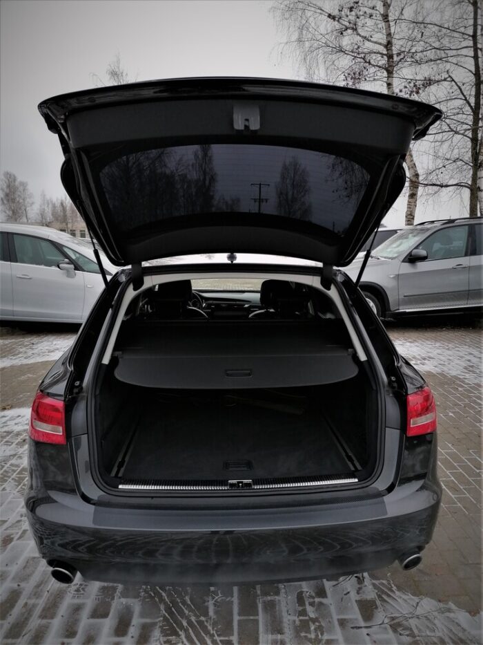 Audi A6 Avant 3,0 TDI quattro S-tronic - Image 10