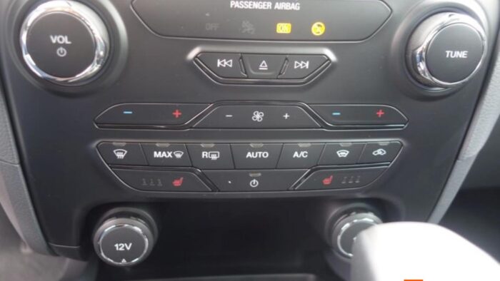 Ford Ranger Limited Edition 3.2 TDCI - Image 14