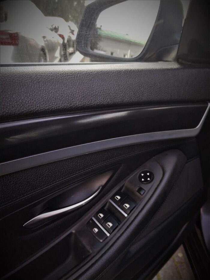 BMW 525d Touring - Image 9