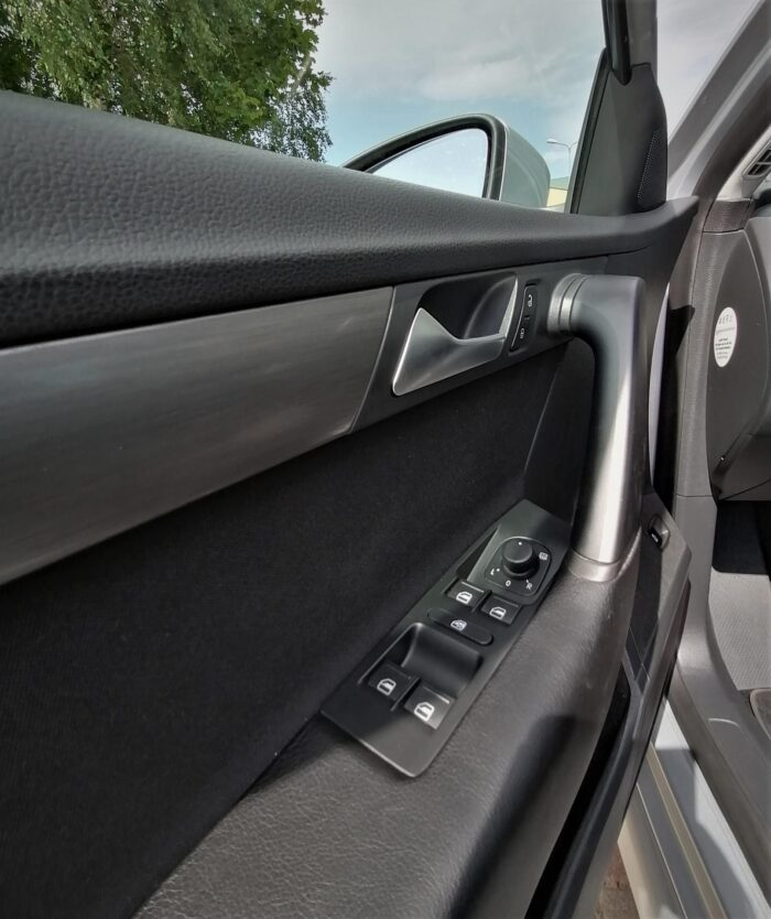 VW Passat Variant 2,0 TDI "Comfortline" - Image 31