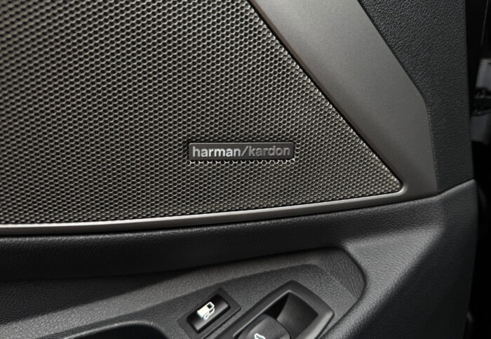 BMW 330e Touring Steptronic "Advantage" - Image 8