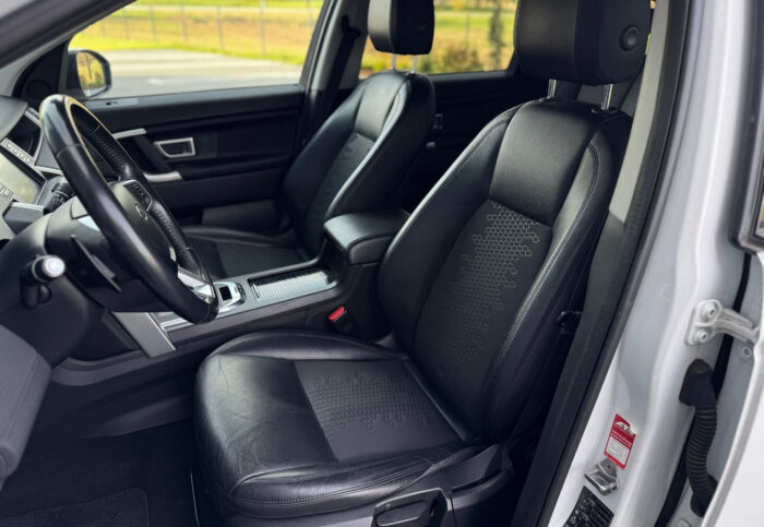 Land Rover Discovery Sport - Image 14