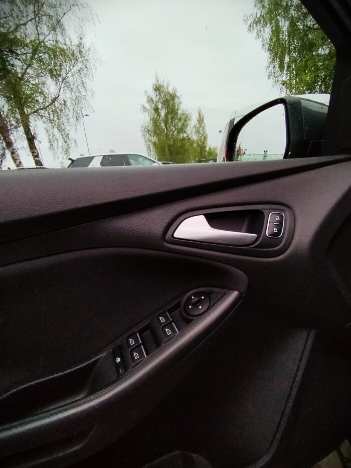 Ford Focus Turnier 1,5 TDCI "Business" - Image 10