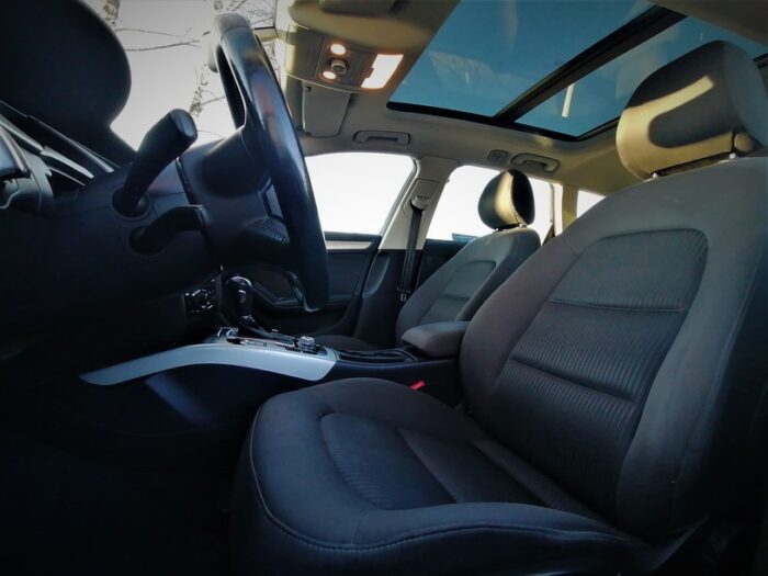 Audi A4 Avant 2,0 TDI Multitronic "Attraction" - Image 14