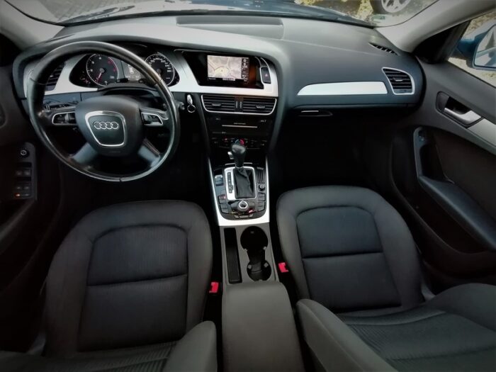 Audi A4 Avant 2,0 TDI Multitronic "Attraction" - Image 15