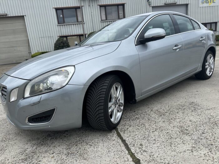 Volvo S60 2.0 Summum - Image 27