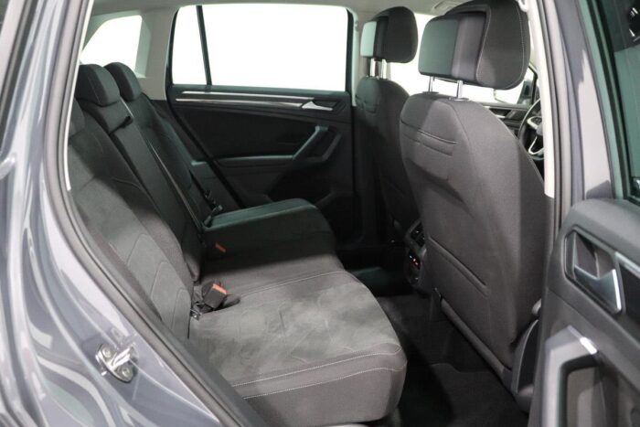 Volkswagen Tiguan 2.0 TDI Elegance - Image 47