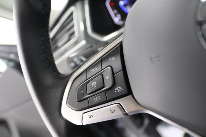 Volkswagen Tiguan 2.0 TDI Elegance - Image 44